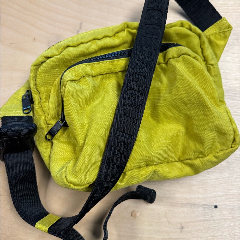 BAGGU SOUR CHARTREUSE Belt Bag
